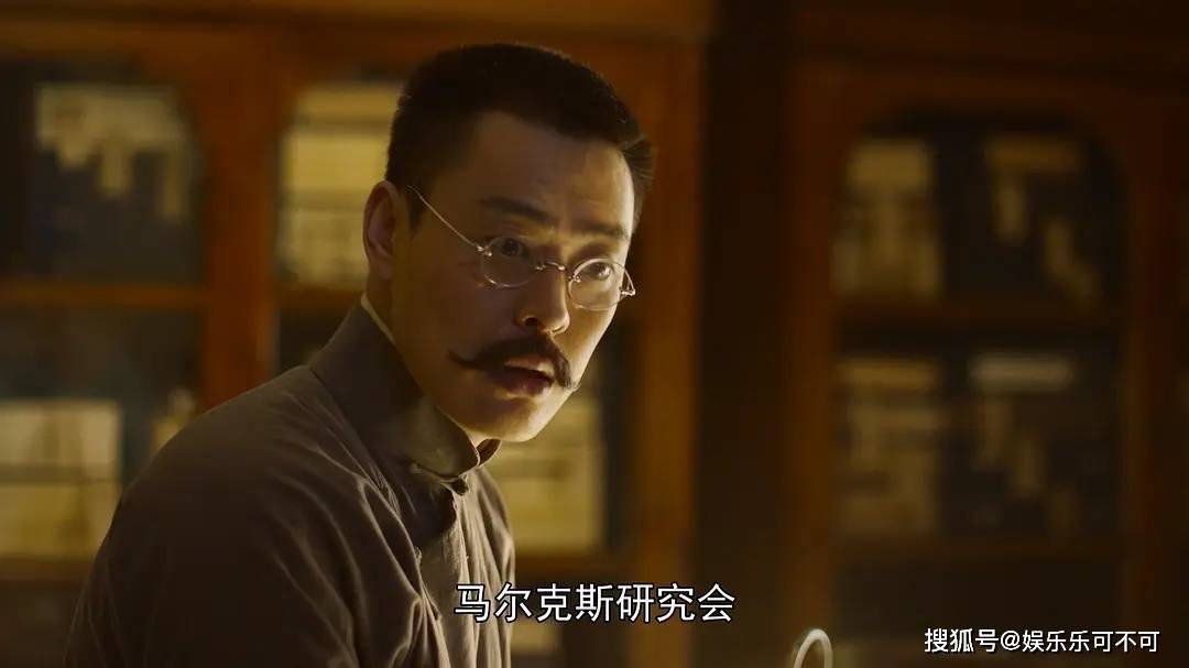 公鸡母鸡拖拉机